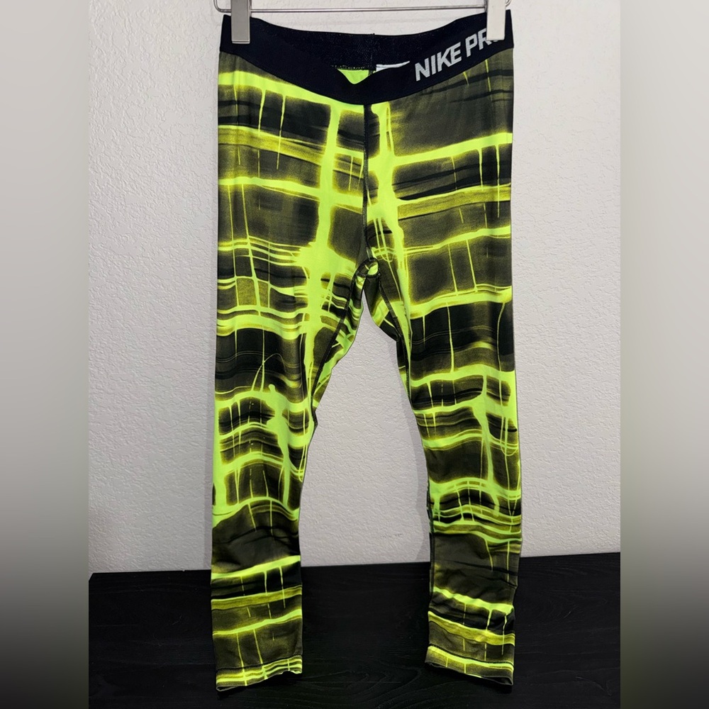 Nike Pro Neon Yellow and Black Leggings